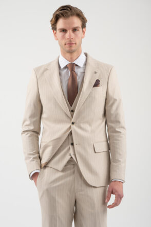 ΚΟΣΤΟΥΜΙ VITTORIO 100 26 BALZANO 010