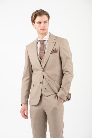 ΚΟΣΤΟΥΜΙ VITTORIO 100 26 PALERE 046