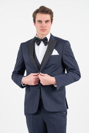 Κοστούμι γαμπριάτικο Vittorio 100 26 GARDONE 2